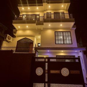 Gauri Inn Paying Guest House